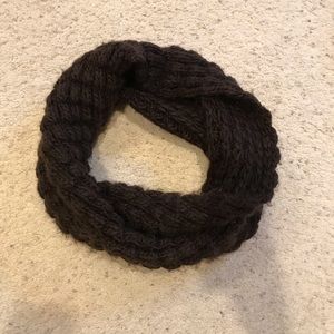 Brown knit scarf